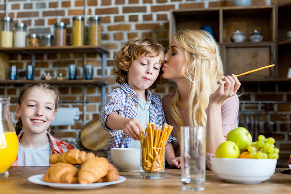 mom with kids